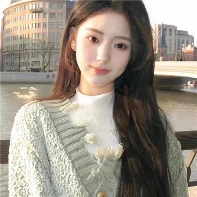 钱信伊:地下酒吧